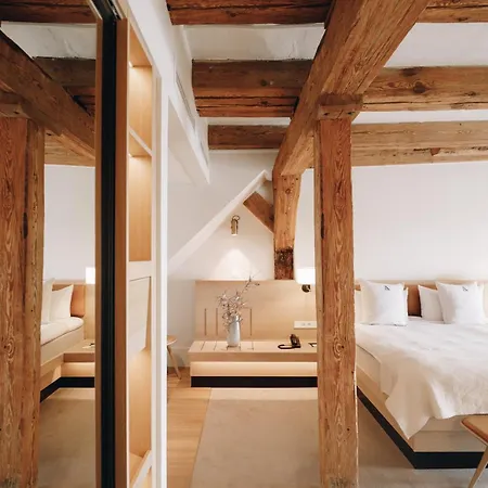 Admiral Hotel 5*