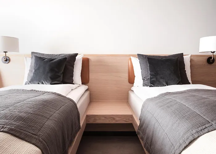 Admiral Hotel 5*