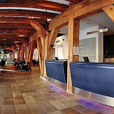 Admiral Hotel